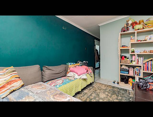 4 BEDROOM HOUSE FOR SALE IN RACEVIEW